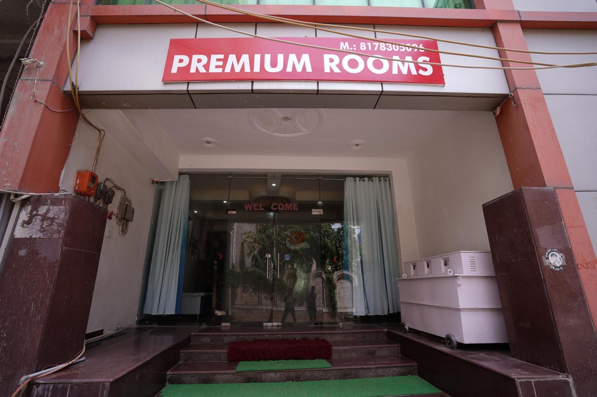 Hotel Lecston @Yashobhoomi Dwarka Sector - 25 Metro Station Delhi  Exterior photo